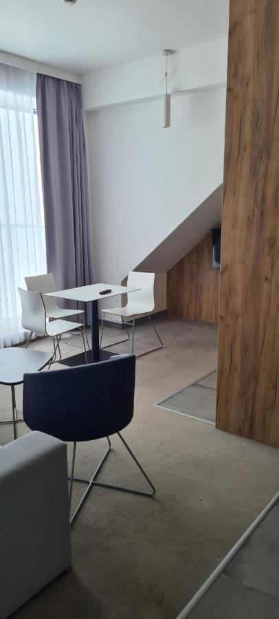 Aparthotel Apartamenty Czarna Gora 408 Sienna  Esterno foto